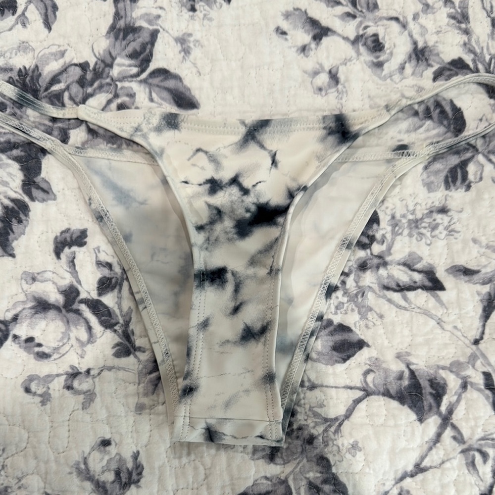 Zara Black and white bathing suit bottoms